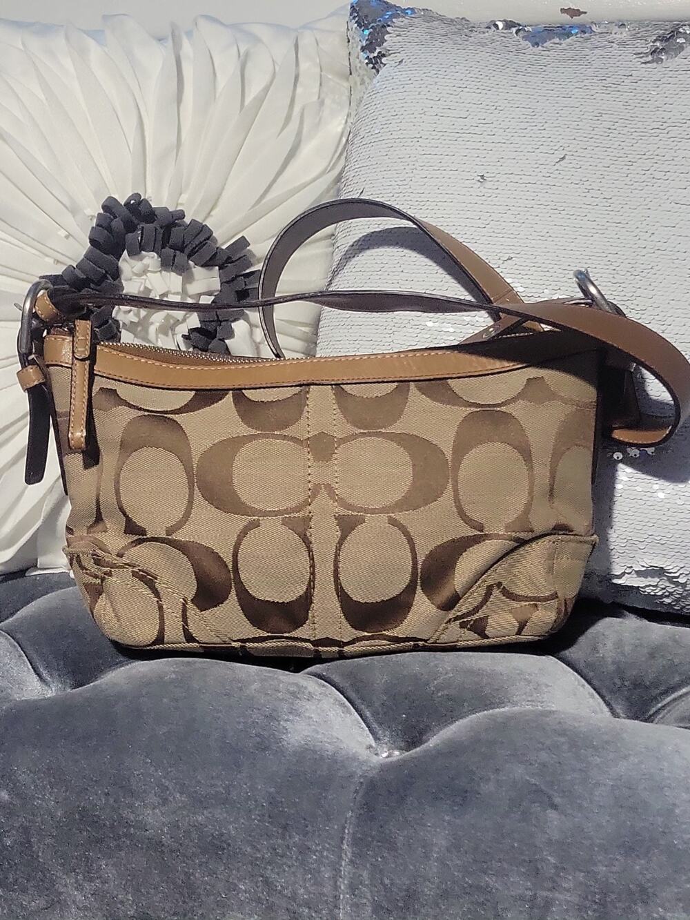 Vintage COACH J0832 F13080 Signature Jacquard East West Handbag -Tan Brown